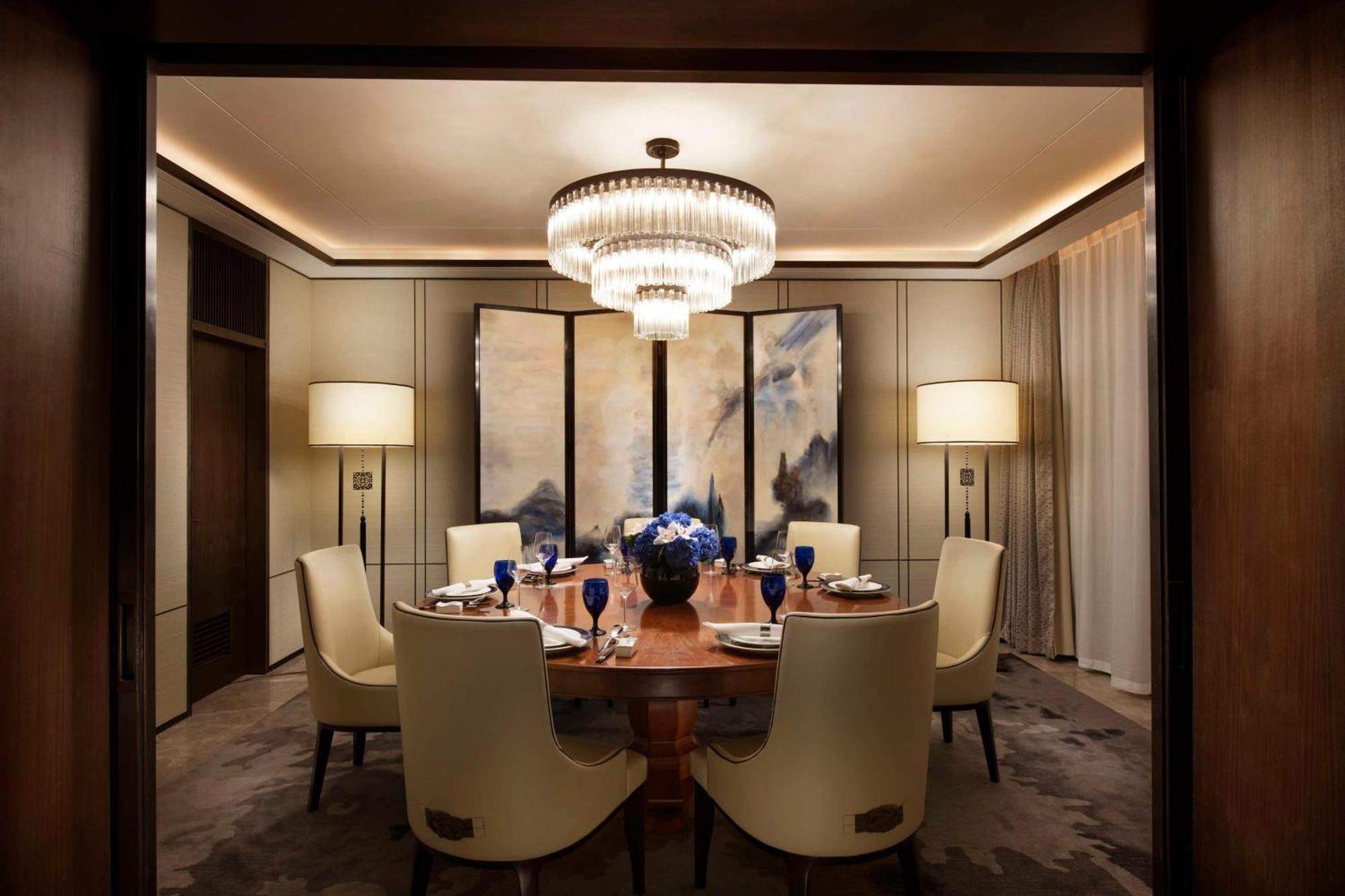 Kempinski Yansha Center Hotel 5*