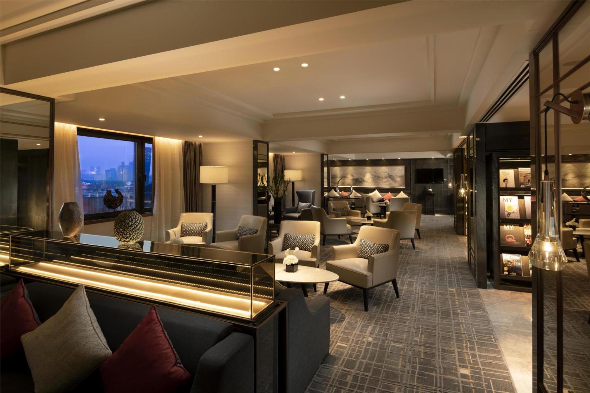 Kempinski Yansha Center Hotel 5*