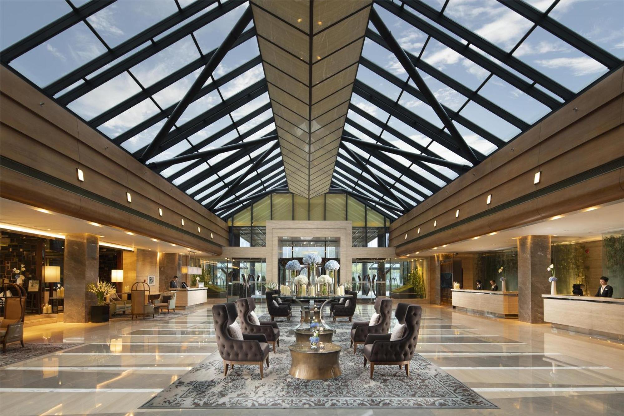 Kempinski Yansha Center Hotel 5*